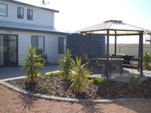 The Harbour View at North Shores Wallaroo - Nambucca Heads Accommodation