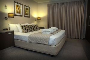 Eltham Gateway Hotel - Nambucca Heads Accommodation
