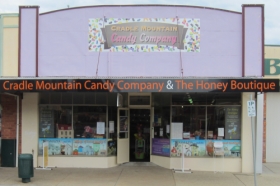 Cradle Mountain Candy Company and Honey Boutique - Nambucca Heads Accommodation